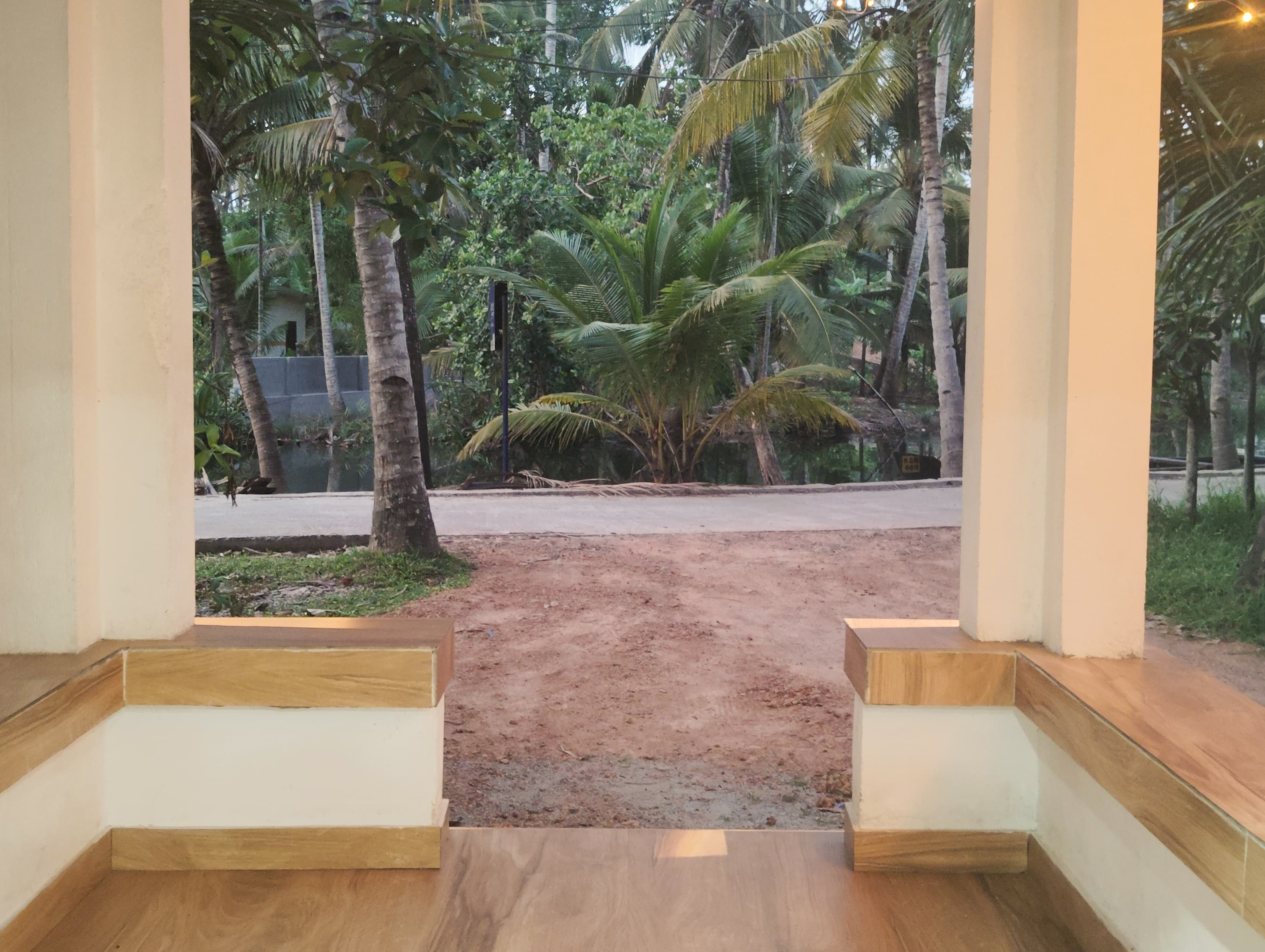 Lush tropical garden surroundings of Mundro's Haven's Munroe Island